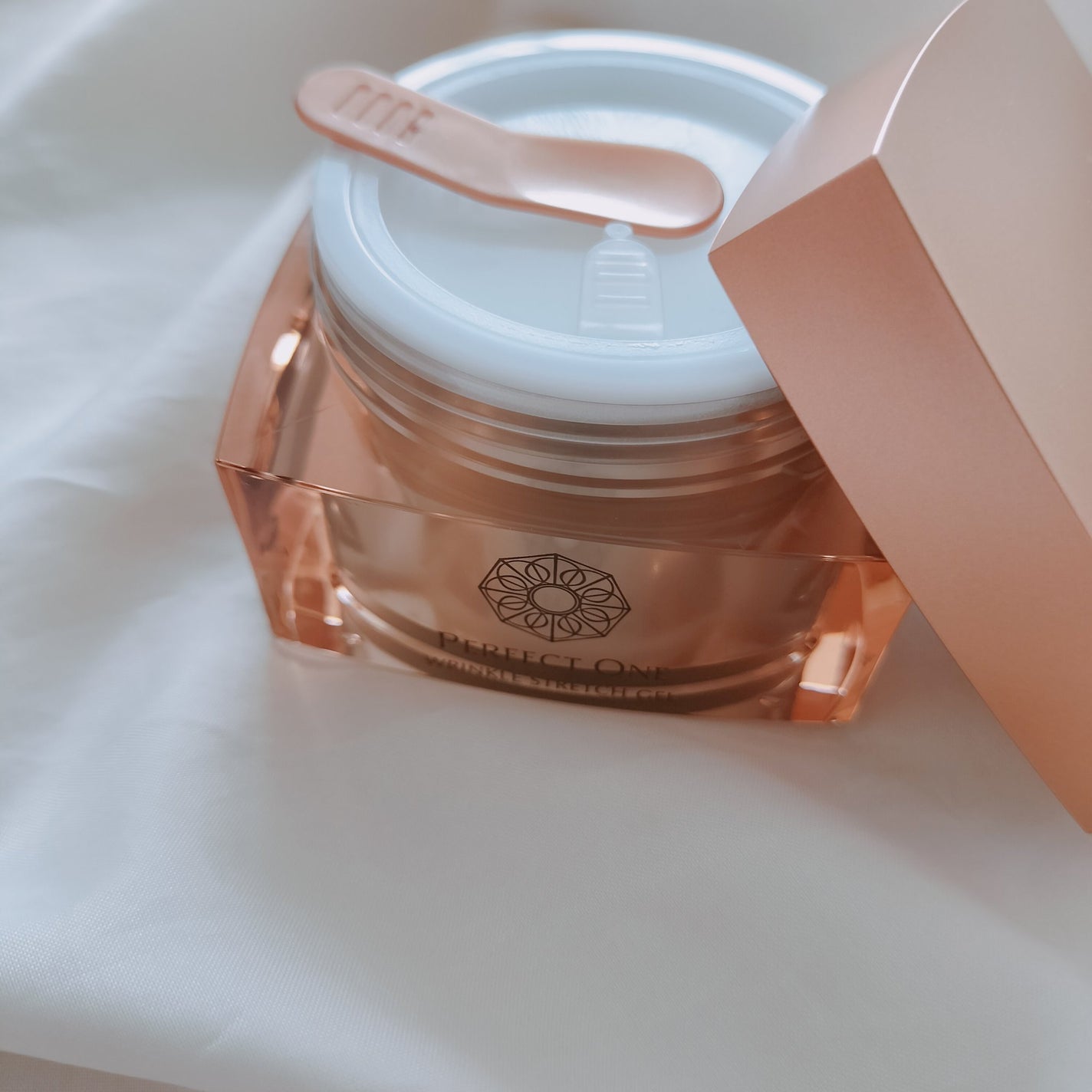 パーフェクトワン 薬用リンクルストレッチジェル/パーフェクトワン/オールインワン化粧品を使ったクチコミ(2枚目)