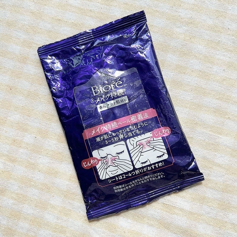 メイクの上からリフレッシュシート/ビオレ/フェイスシートを使ったクチコミ(2枚目)