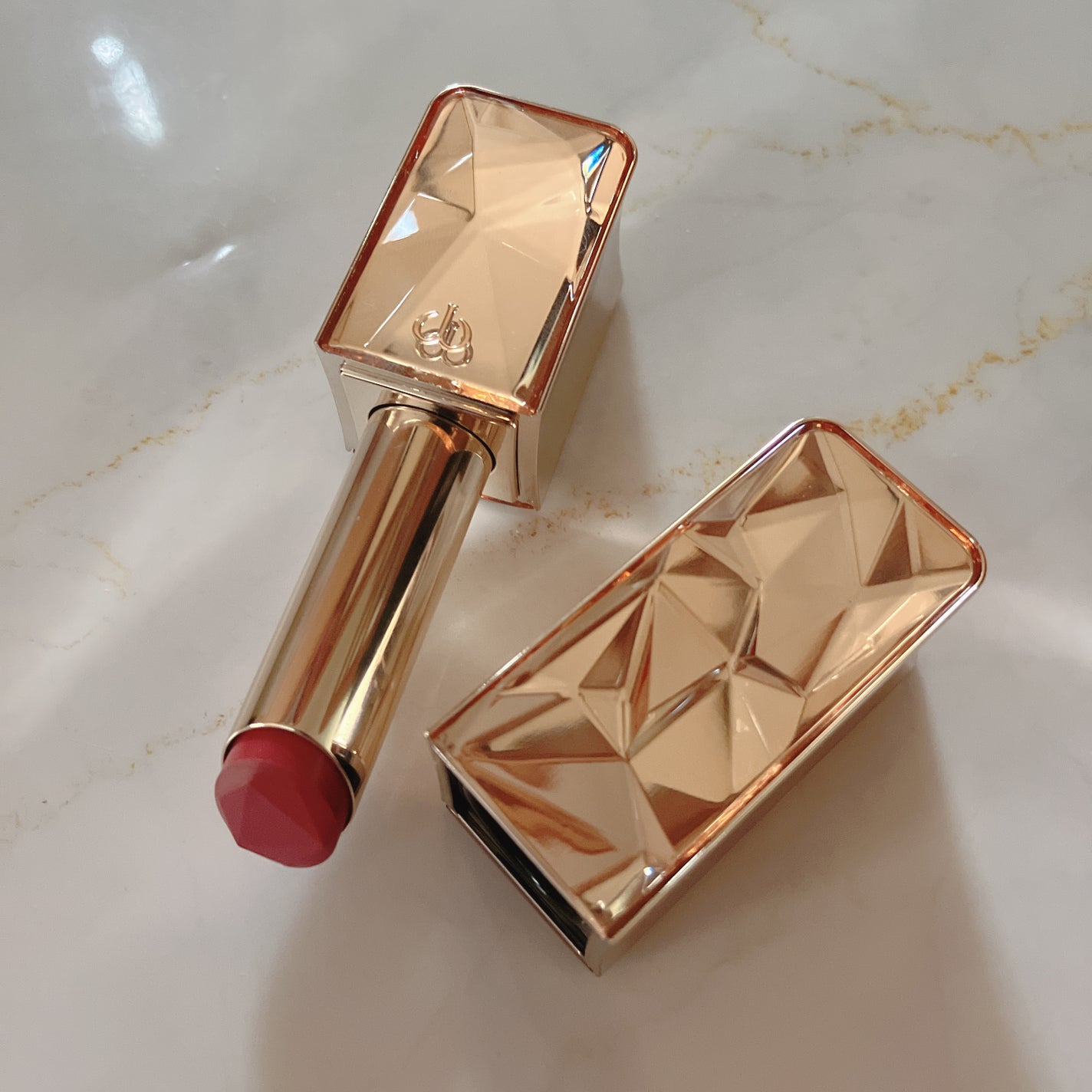 クレ・ド・ポー ボーテ ル・ルージュプレシュー/クレ・ド・ポー ボーテ/口紅を使ったクチコミ(3枚目)