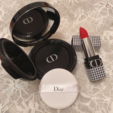 ルージュ ディオール 999V ベルベット<ニュー ルック エディション>（生産終了）/Dior/口紅を使ったクチコミ（2枚目）