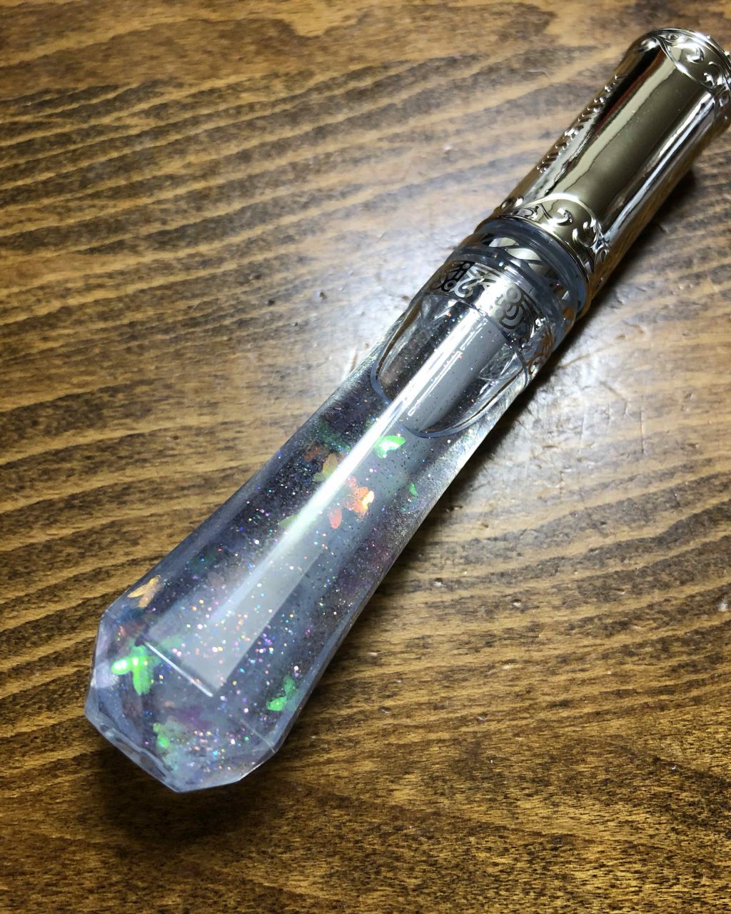 サムシングピュアブルー シマリング リップエッセンス/JILL STUART/リップケアを使ったクチコミ（2枚目）