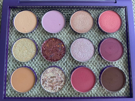 ZEESEA ピクセルシリーズ ベンディングマシーン12カラーアイシャドウパレット/ZEESEA/アイシャドウパレットを使ったクチコミ(4枚目)