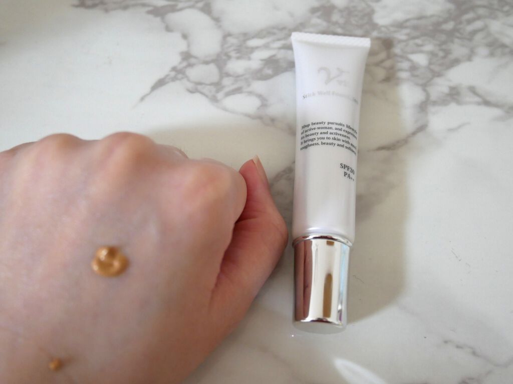 ヴィー スティックウェルファンデーション/ビアント/化粧下地を使ったクチコミ（2枚目）