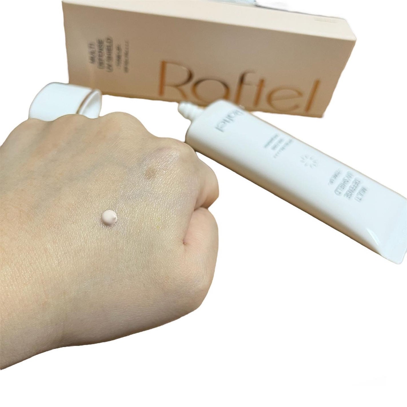 マルチ・ディフェンス UVシールド・トーンアップ/Raftel/日焼け止めクリームを使ったクチコミ(2枚目)