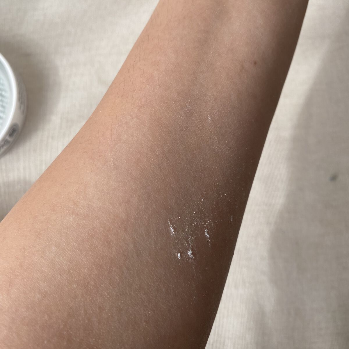 薬用さらさらデオドラントパウダー/デオナチュレ/デオドラント・制汗剤を使ったクチコミ（3枚目）