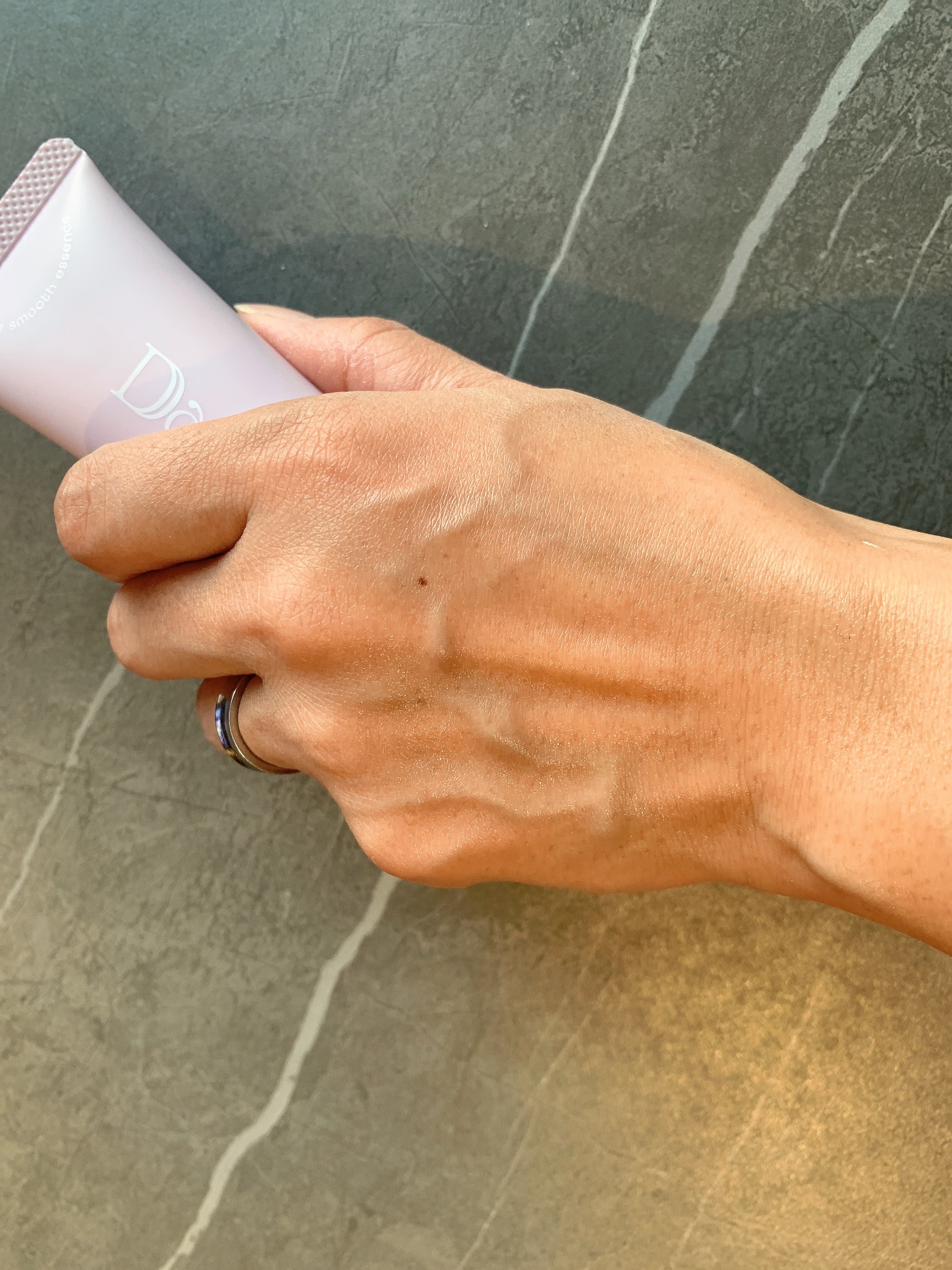 24/7スムースエッセンス/Daaate/美容液を使ったクチコミ（3枚目）