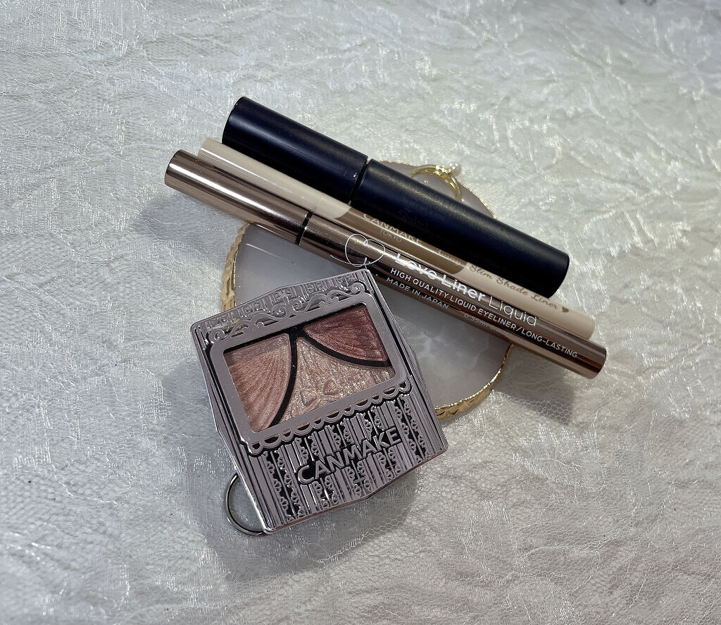 ジューシーピュアアイズ/キャンメイク/アイシャドウパレットを使ったクチコミ（2枚目）