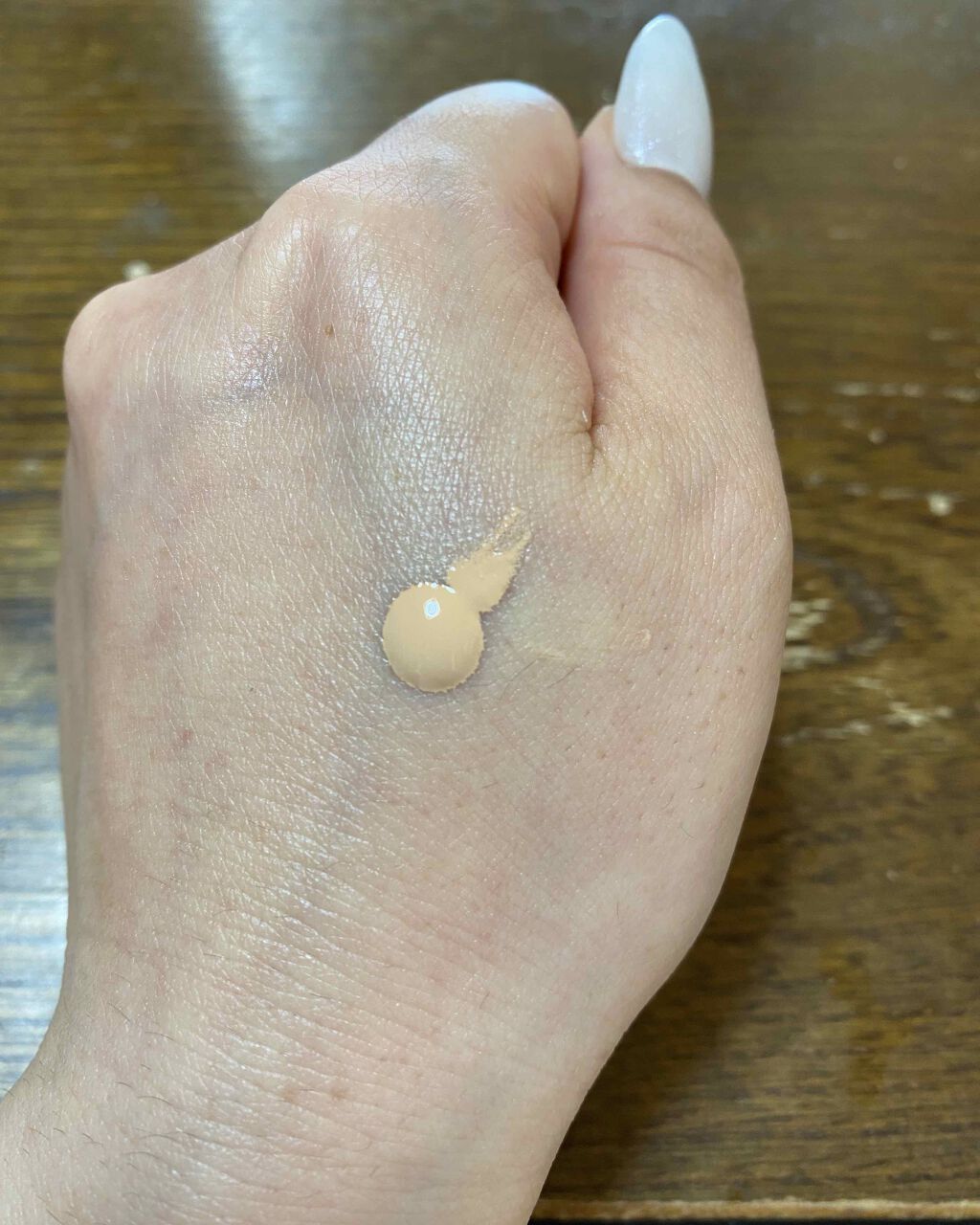 タンフリュイドエクラ マット/クレ・ド・ポー ボーテ/リキッドファンデーションを使ったクチコミ(4枚目)