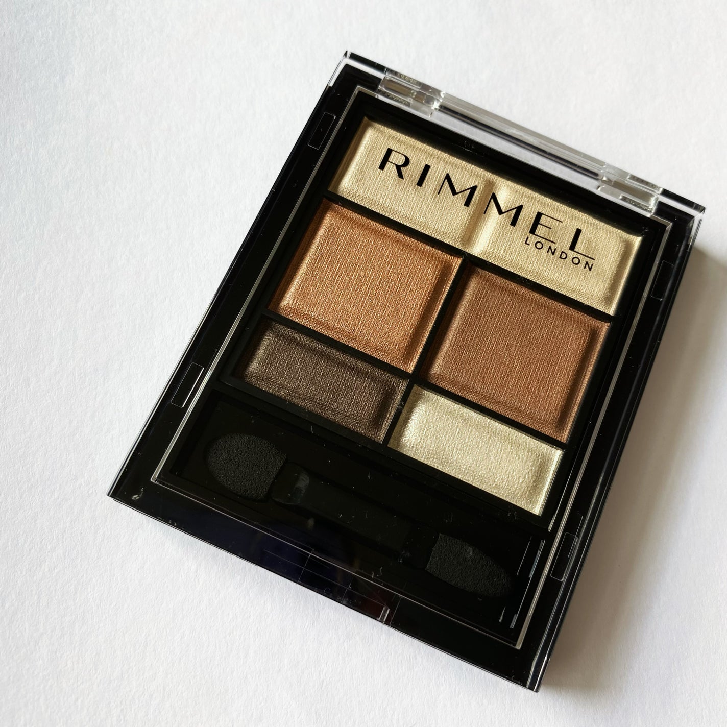 ワンダー スウィート アイシャドウ ソフトマット/リンメル ロンドン/アイシャドウパレットを使ったクチコミ(3枚目)