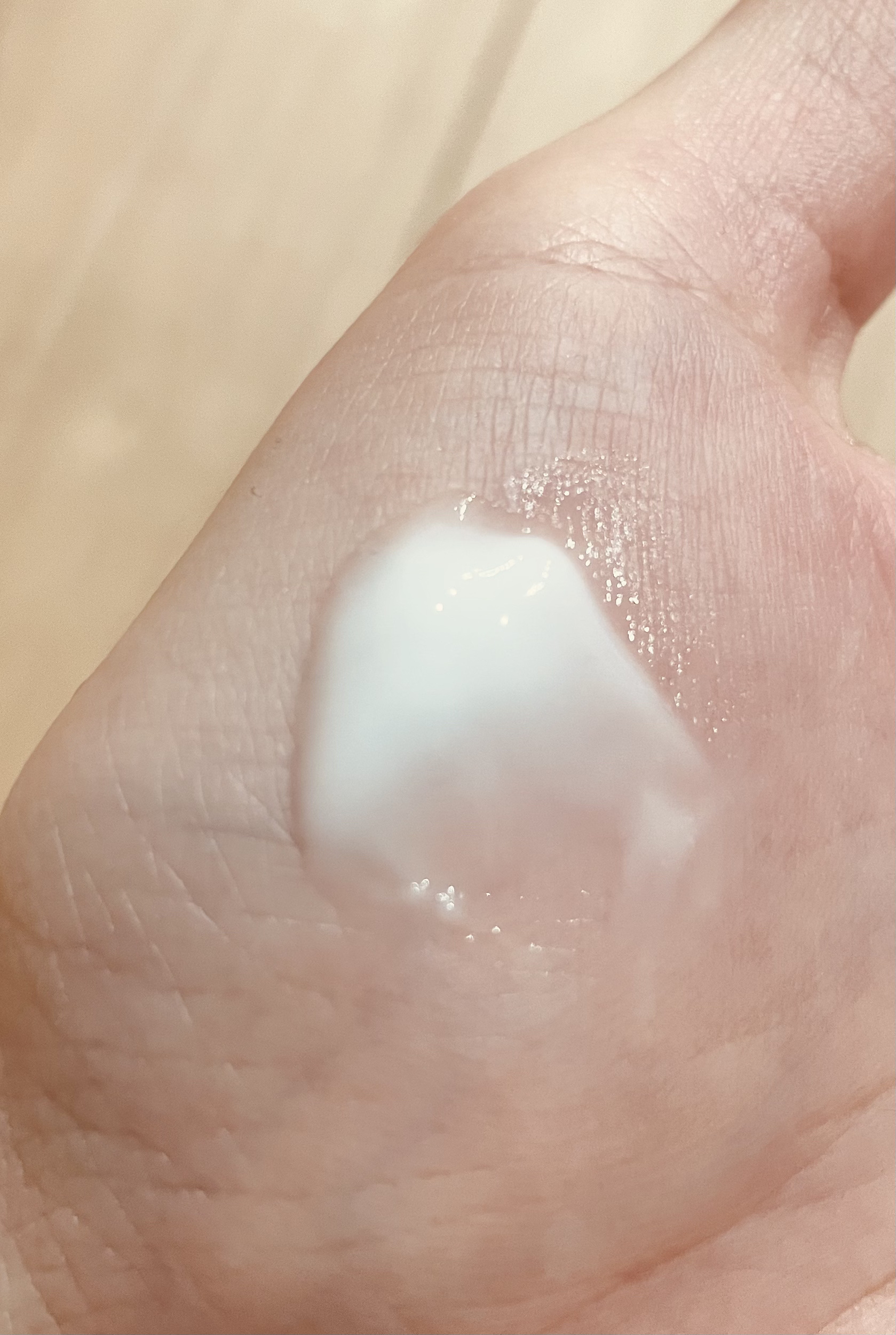 デュアルダムガーラックビタCオートアイクリーム/Dr.Twenty Project/アイケア・アイクリームを使ったクチコミ（3枚目）