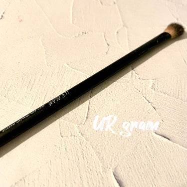 UR GLAM　EYESHADOW BRUSH A/U R GLAM/メイクブラシを使ったクチコミ（1枚目）