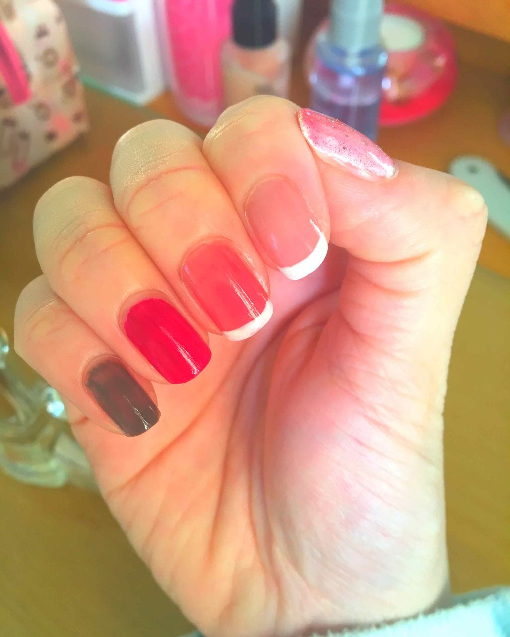 カラフルネイルズ GR771/キャンメイク/マニキュアを使ったクチコミ（2枚目）