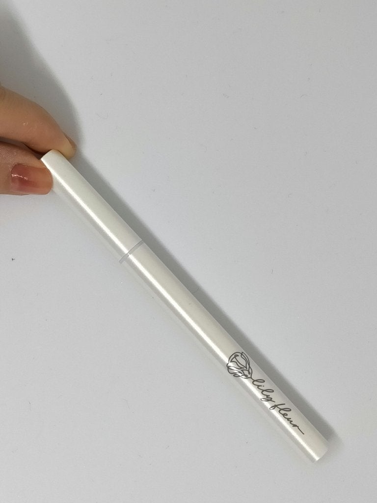 カラーミーツ アイライナーL /リリーフルール/リキッドアイライナーを使ったクチコミ(2枚目)