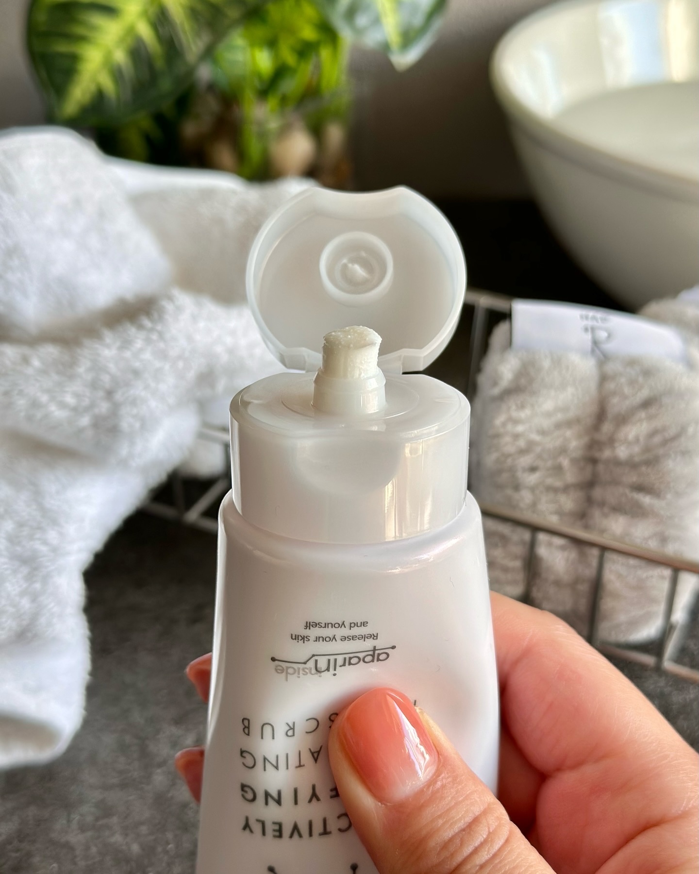 フェイススクラブ /HAP＋R/スクラブ・ゴマージュを使ったクチコミ（3枚目）