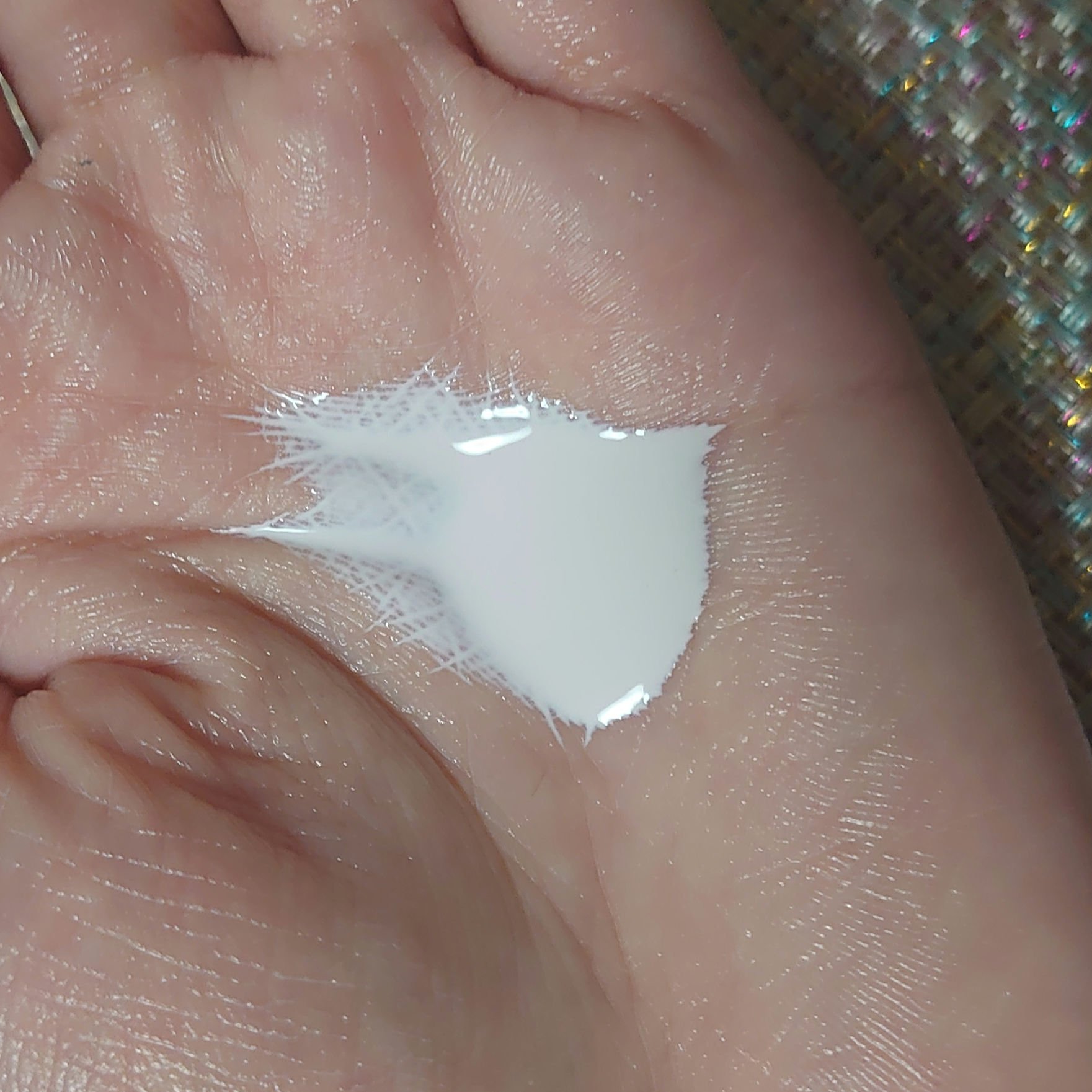 皮脂テカリ防止下地 ピュアラベンダー/CEZANNE/化粧下地を使ったクチコミ（3枚目）