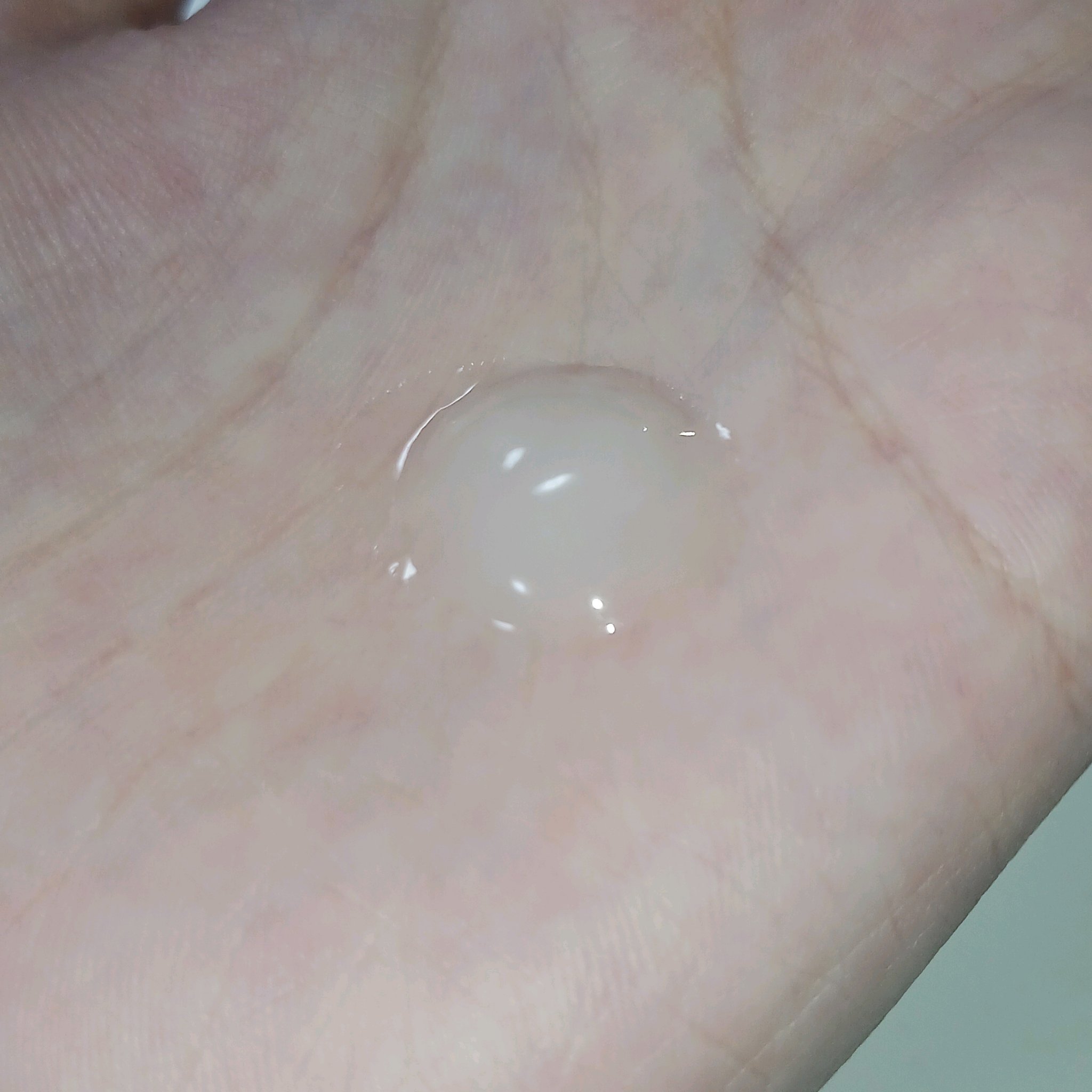 パーフェクトワンフォーカス スムースウォータリージェル/PERFECT ONE  FOCUS/オールインワン化粧品を使ったクチコミ（3枚目）