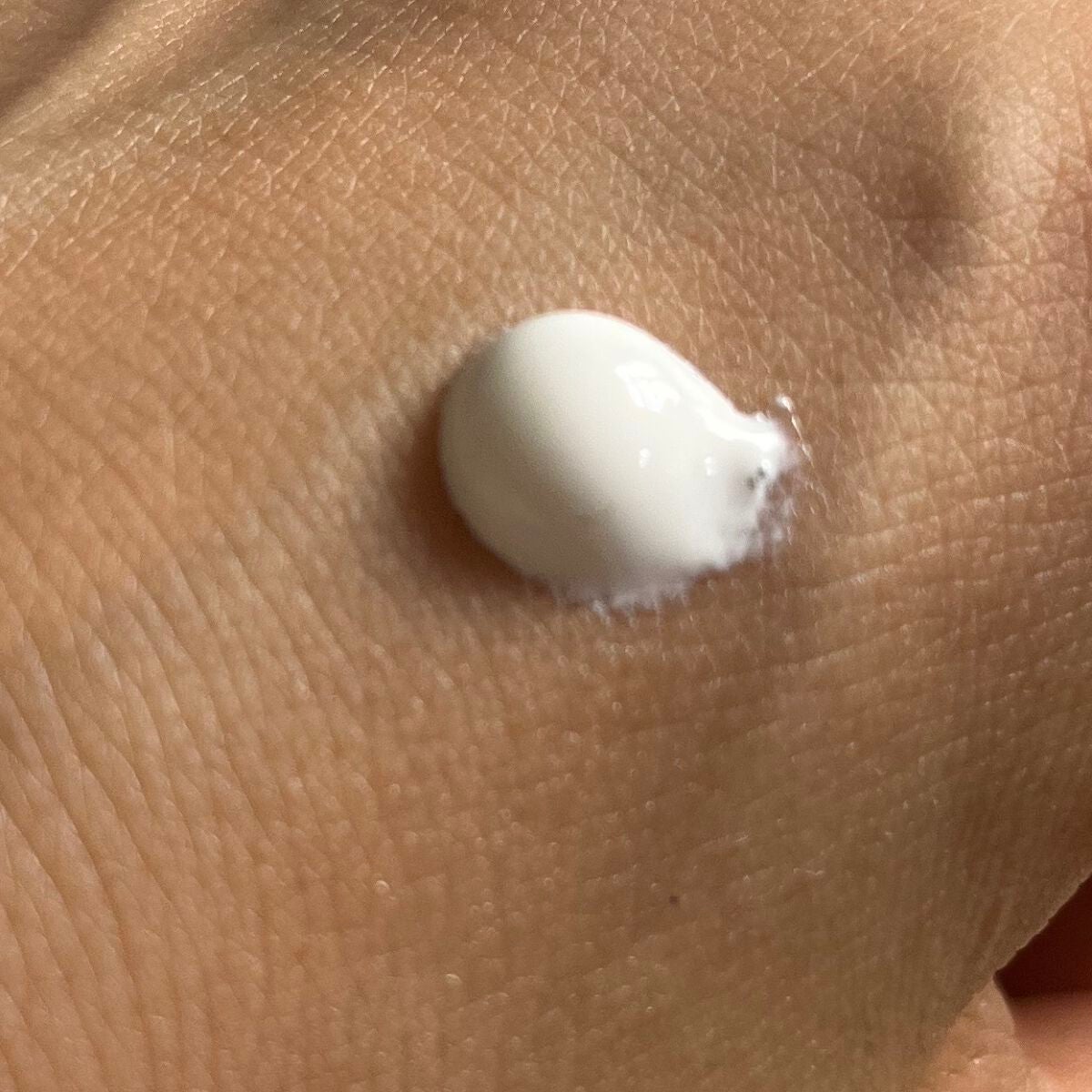 アクメディカ 薬用 UVミルク/ナリスアップ/日焼け止めミルクを使ったクチコミ(2枚目)