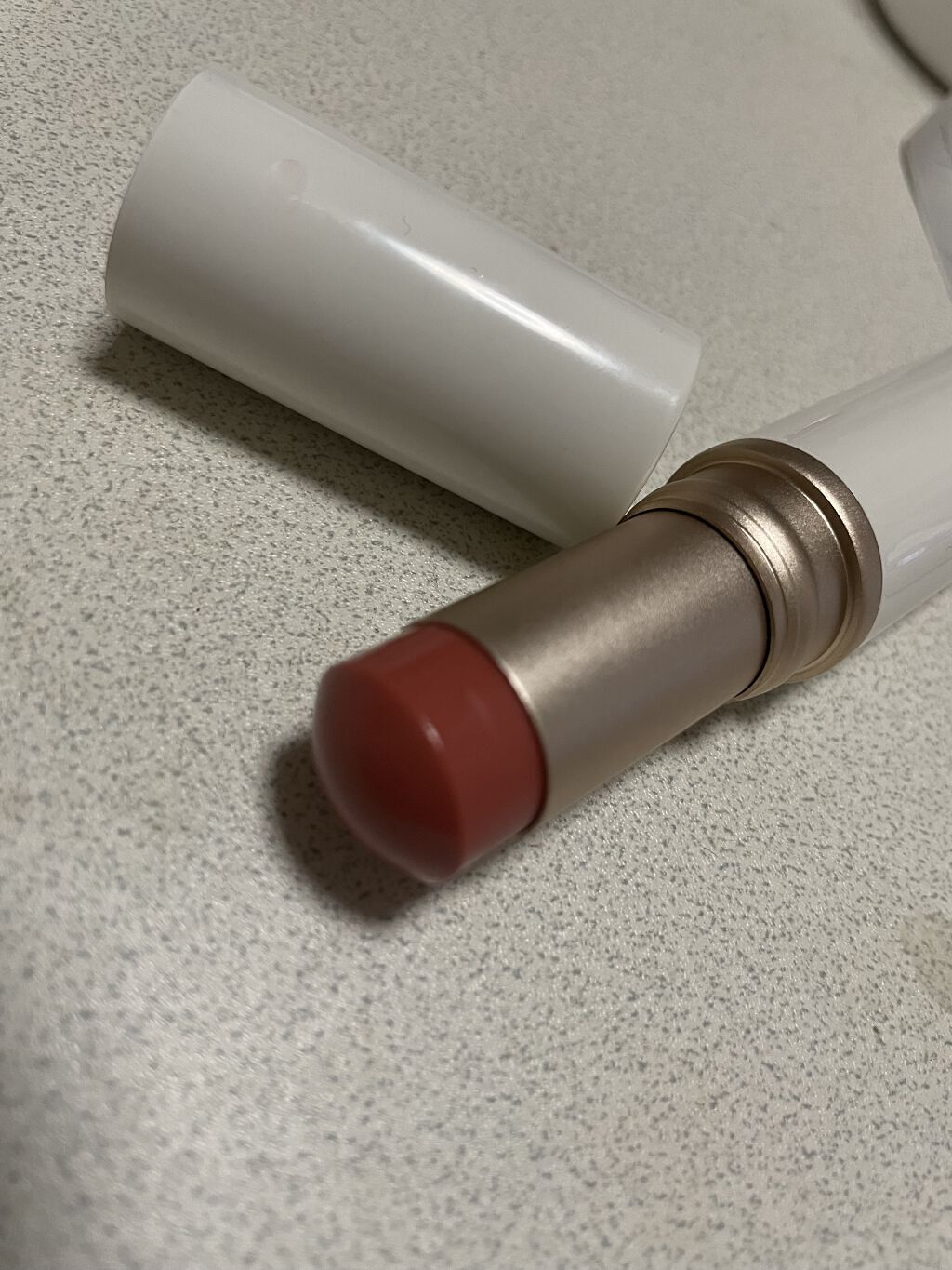 トゥルーディメンションラディアンスバーム/hince/スティックハイライトを使ったクチコミ（2枚目）