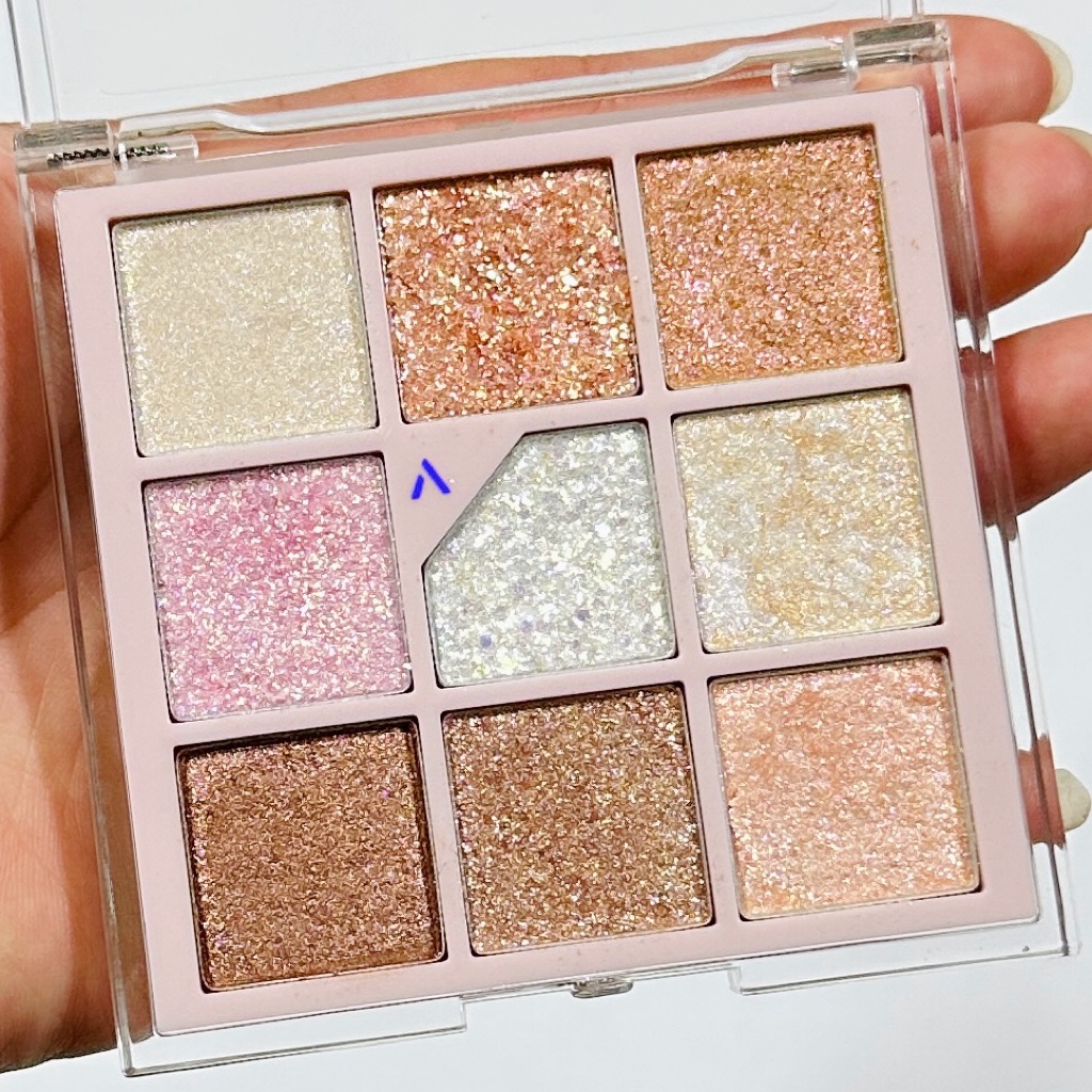 グリッターペディアアイパレット/unleashia/アイシャドウパレットを使ったクチコミ（2枚目）
