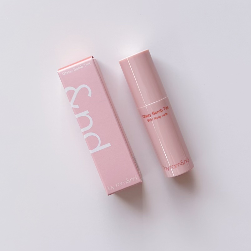 アンドバイロムアンド　グラッシーボムティント/&nd by rom&nd/リップティントを使ったクチコミ（1枚目）