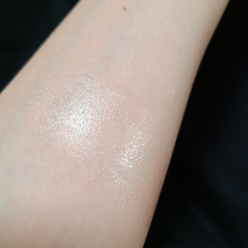 トゥルーディメンションラディアンスバーム/hince/スティックハイライトを使ったクチコミ（3枚目）