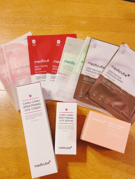 レッドイレイジングカムカムセラム/MEDICUBE/美容液を使ったクチコミ(2枚目)