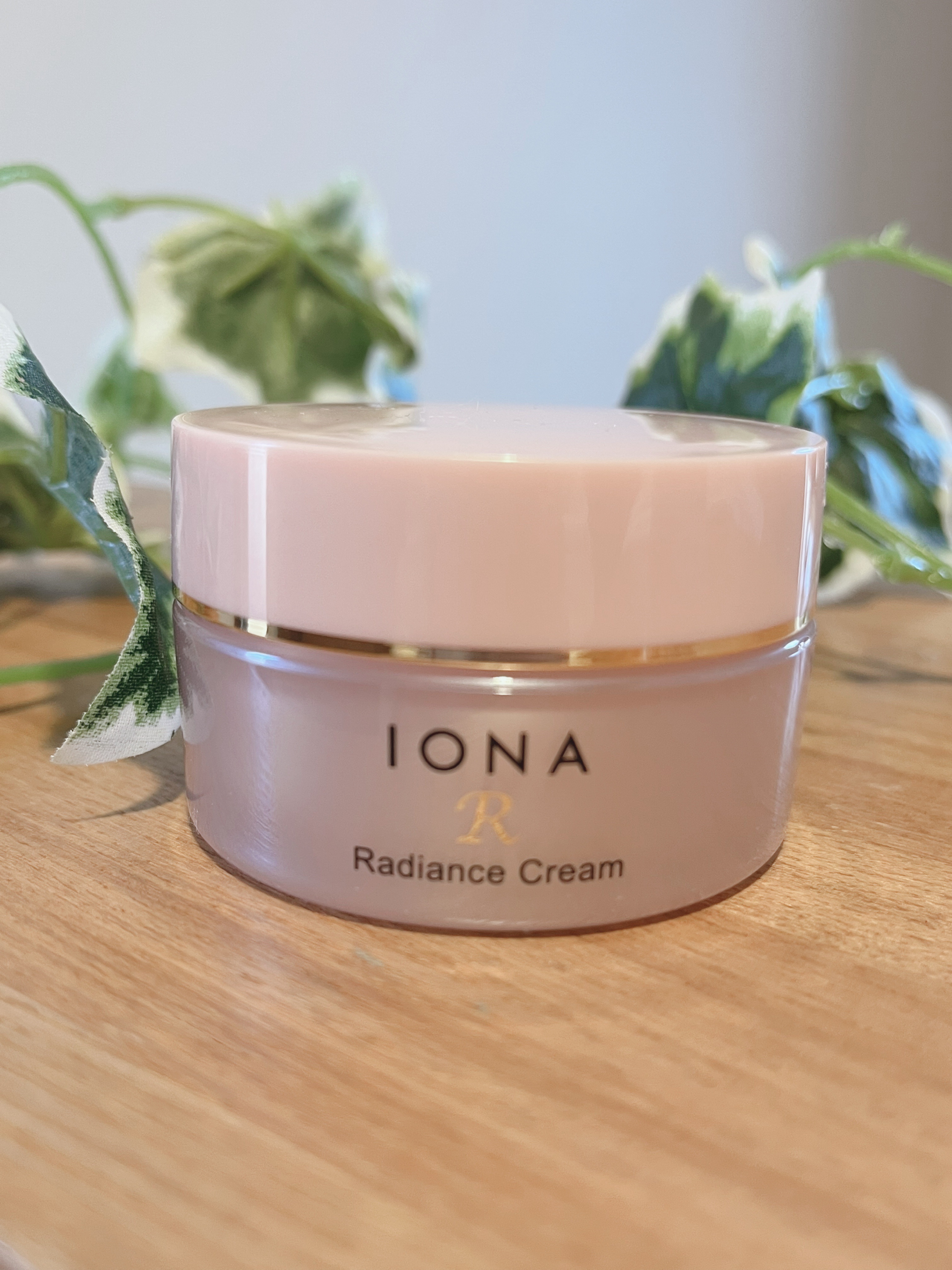 イオナR ラディアンス クリーム/イオナR (イオナアール)/フェイスクリームを使ったクチコミ（1枚目）