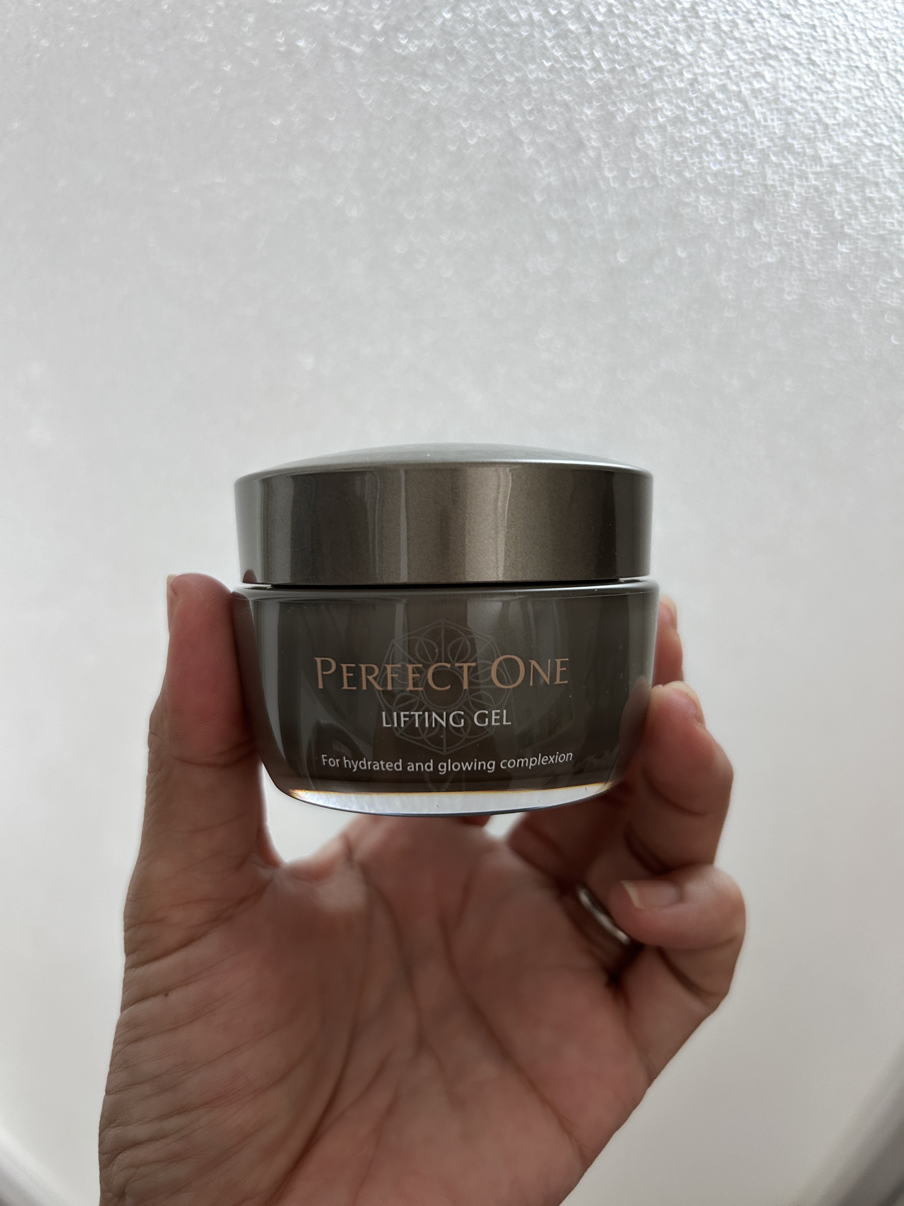 パーフェクトワン リフティングジェル/パーフェクトワン/オールインワン化粧品を使ったクチコミ（1枚目）