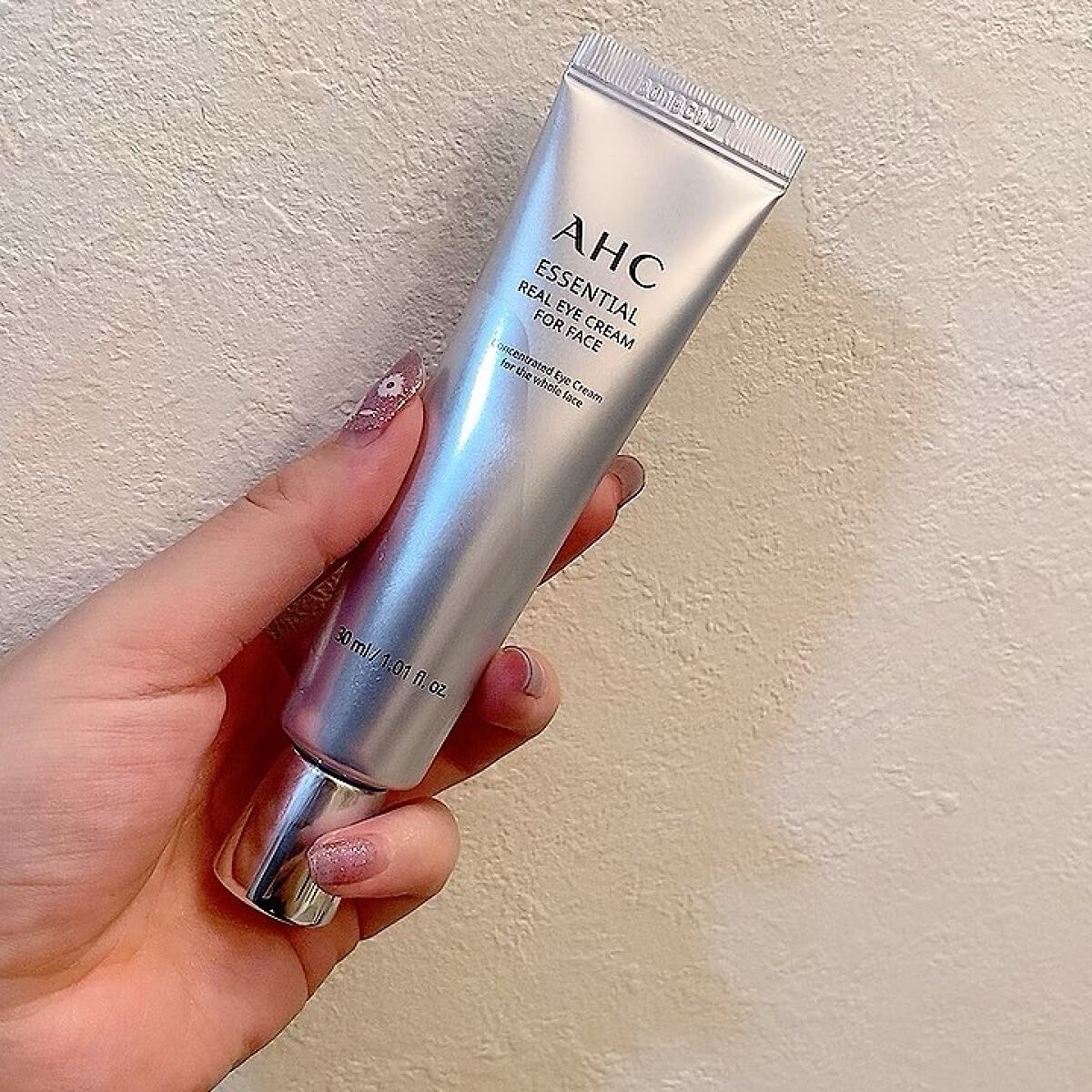 ブライト フォーカス リアル アイクリーム フォーフェイス/AHC/アイケア・アイクリームを使ったクチコミ（2枚目）