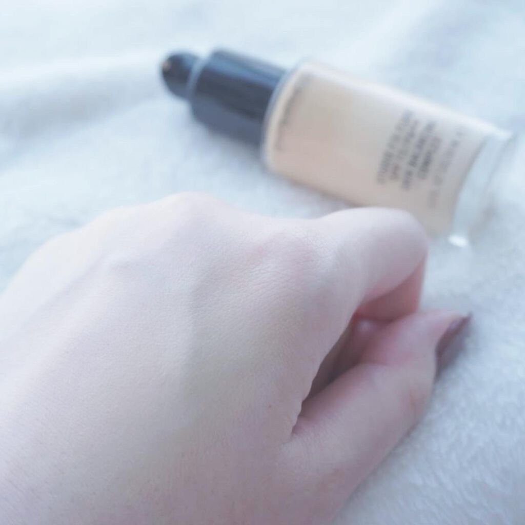 スタジオフィックス フルイッド SPF 15/M・A・C/リキッドファンデーションを使ったクチコミ（3枚目）