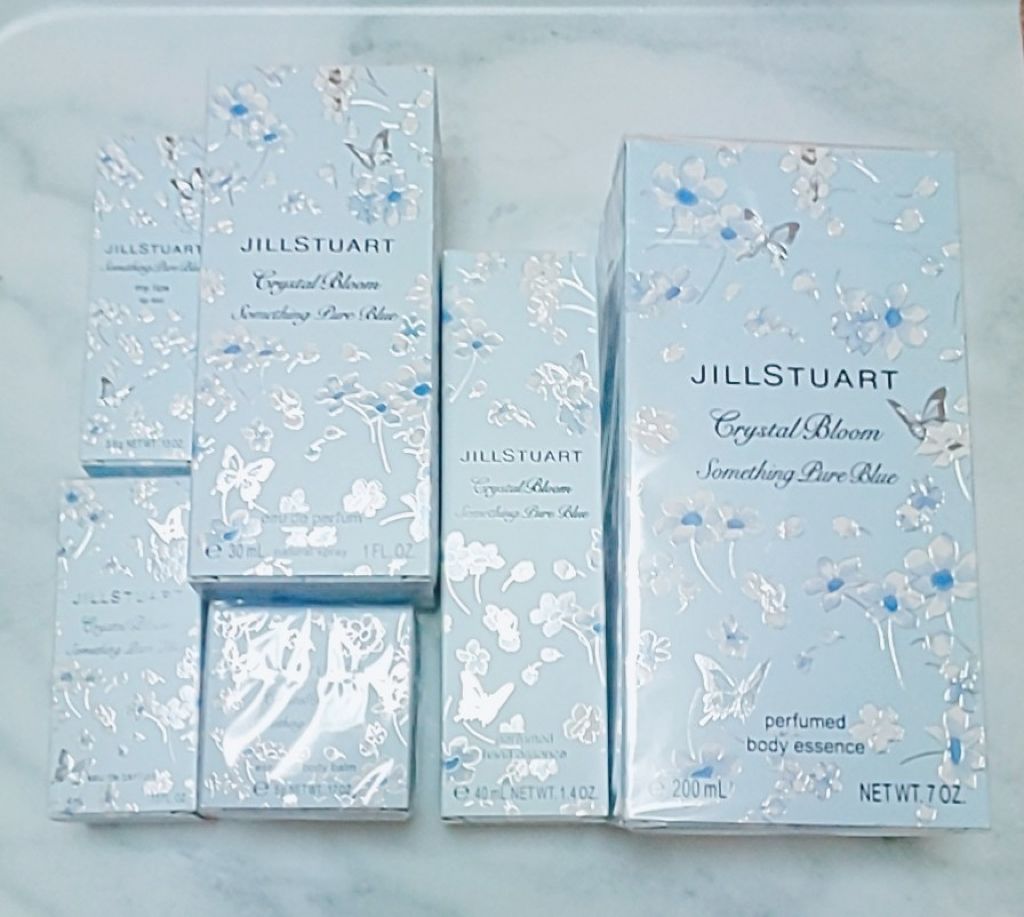 クリスタルブルーム サムシングピュアブルー パフュームド ボディエッセンス/JILL STUART/香水(その他)を使ったクチコミ（1枚目）