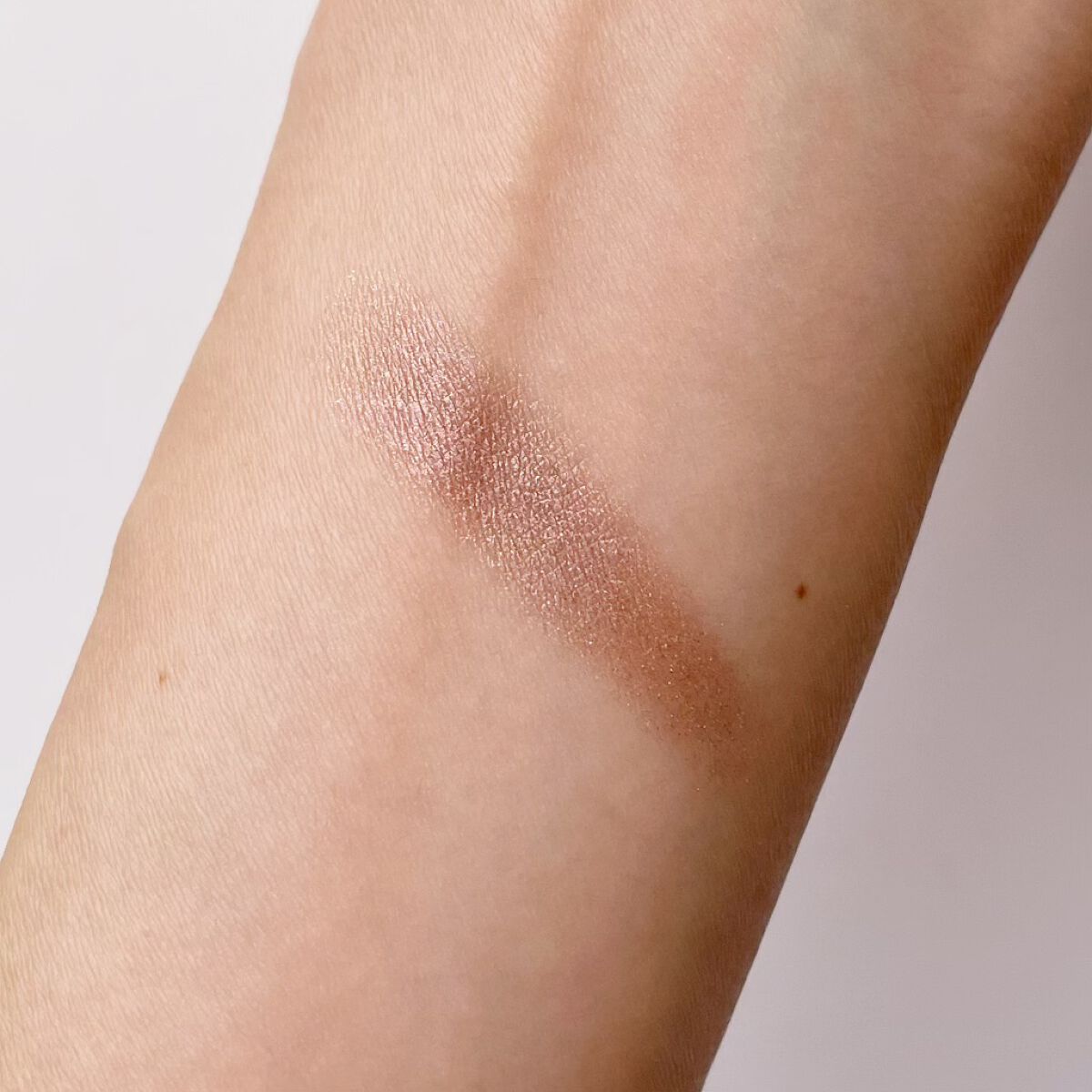 シングルカラーアイシャドウ/CEZANNE/単色アイシャドウを使ったクチコミ(4枚目)