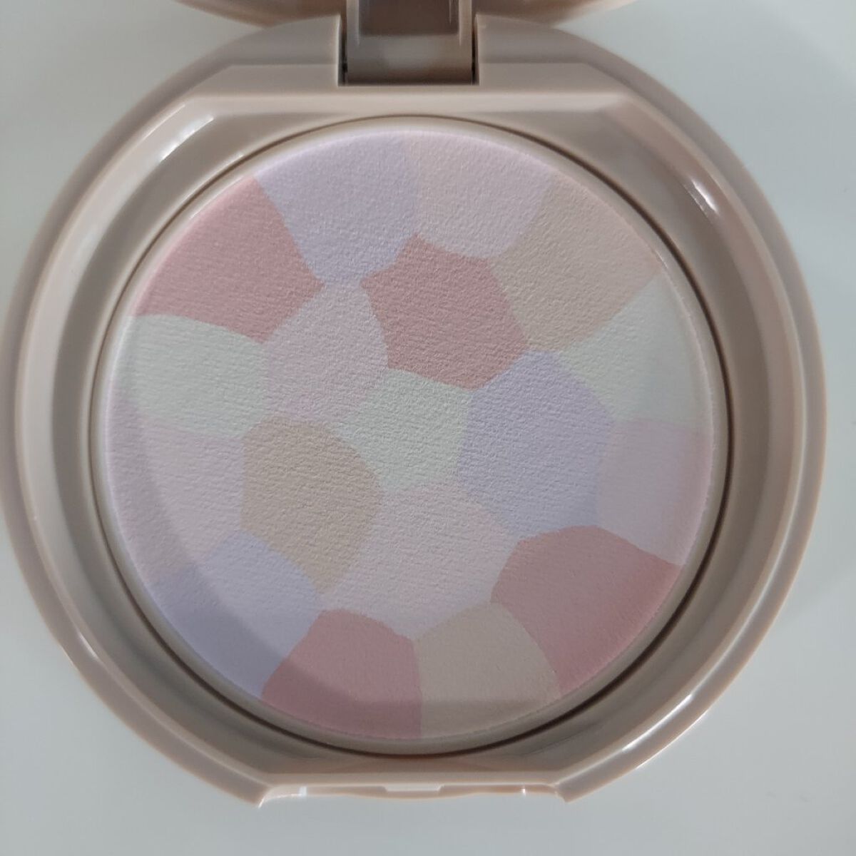 マシュマロフィニッシュパウダー　～Abloom～ 02 サクラチュール（レザー調容器）/キャンメイク/プレストパウダーを使ったクチコミ（2枚目）