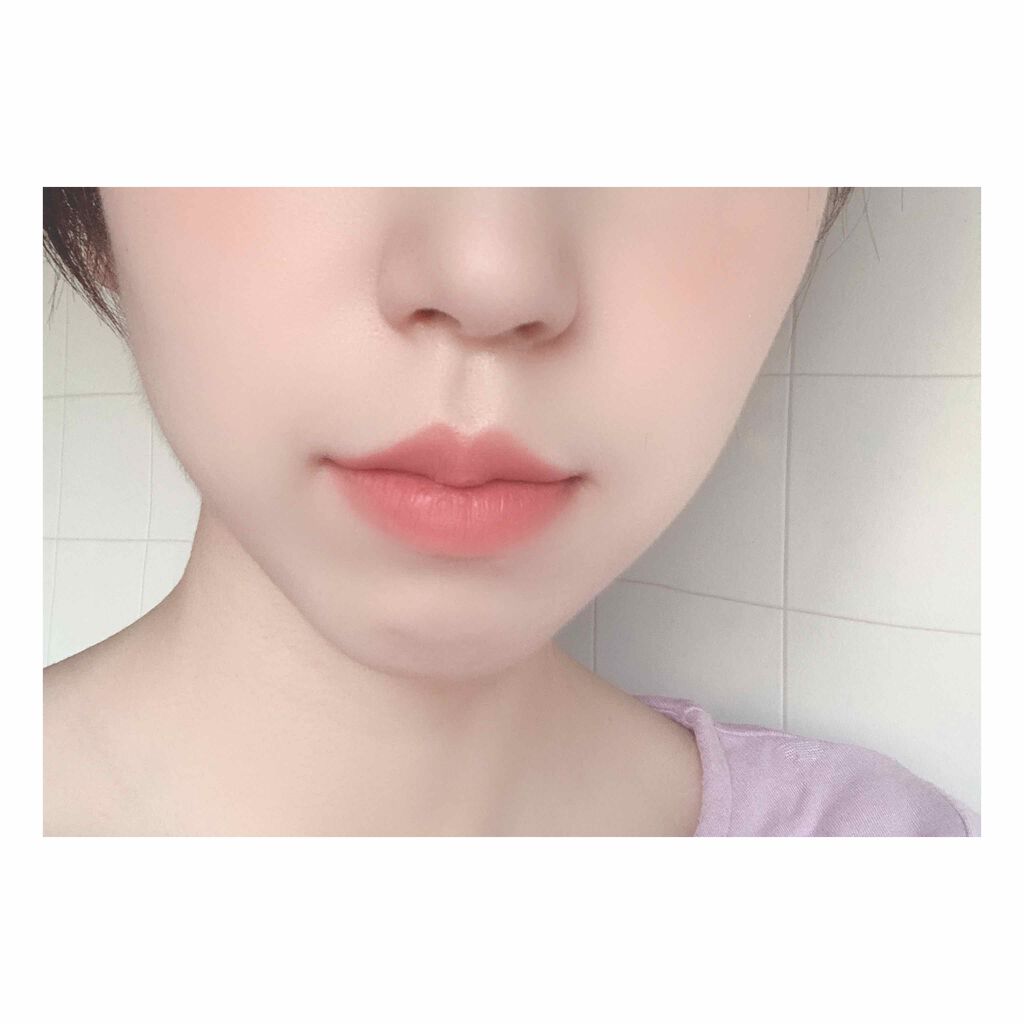 スマッジ ブラー リップスティック Vintage Filter Edition/innisfree/口紅を使ったクチコミ（3枚目）