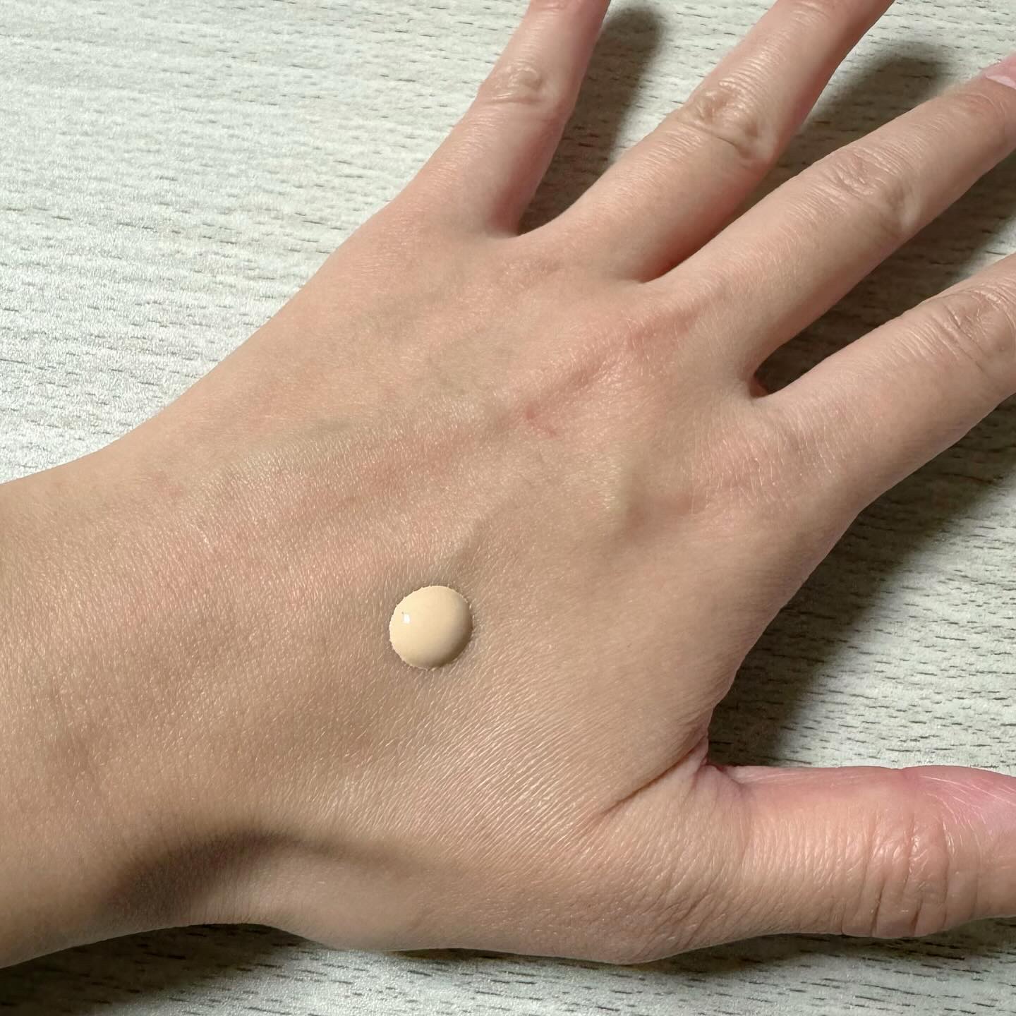 タンイドル ウルトラ ウェア リキッド N O-01/LANCOME/リキッドファンデーションを使ったクチコミ（3枚目）