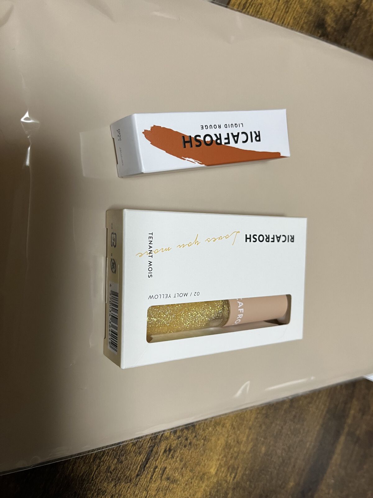 テンアント・モイス 02 モルトイエロー/RICAFROSH/リップグロスを使ったクチコミ（1枚目）