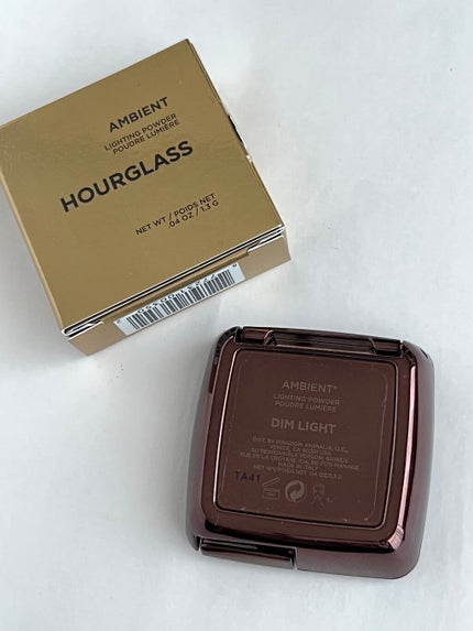 Hourglass Ambient Lighting Powder/HOURGLASS/プレストパウダーを使ったクチコミ(3枚目)