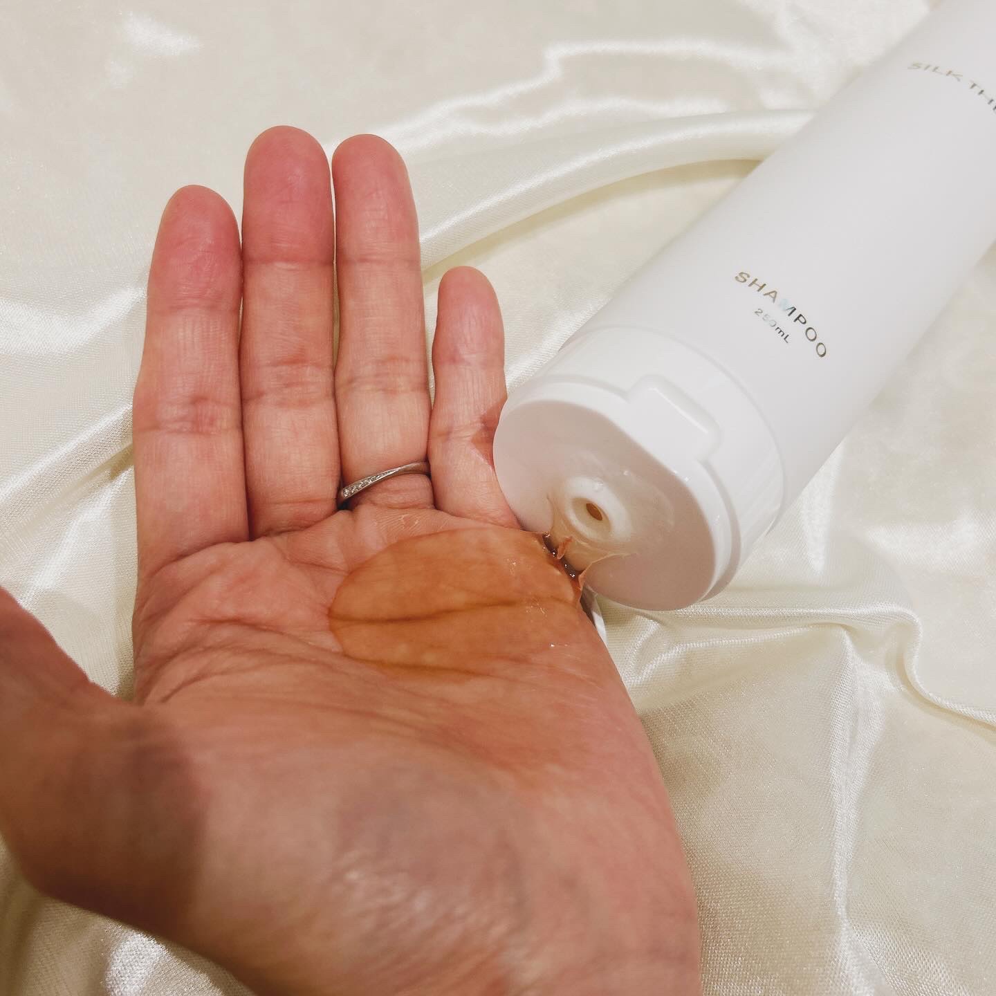 SILK THE RICH モイスト&リペア シャンプー・トリートメント/SILK THE RICH/市販シャンプーを使ったクチコミ（2枚目）