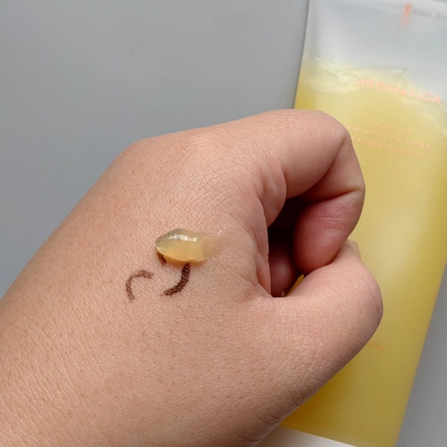 グロービタオイル イン ジェル クレンザー オレンジ&ネロリ/AROMATICA/クレンジングジェルを使ったクチコミ(4枚目)