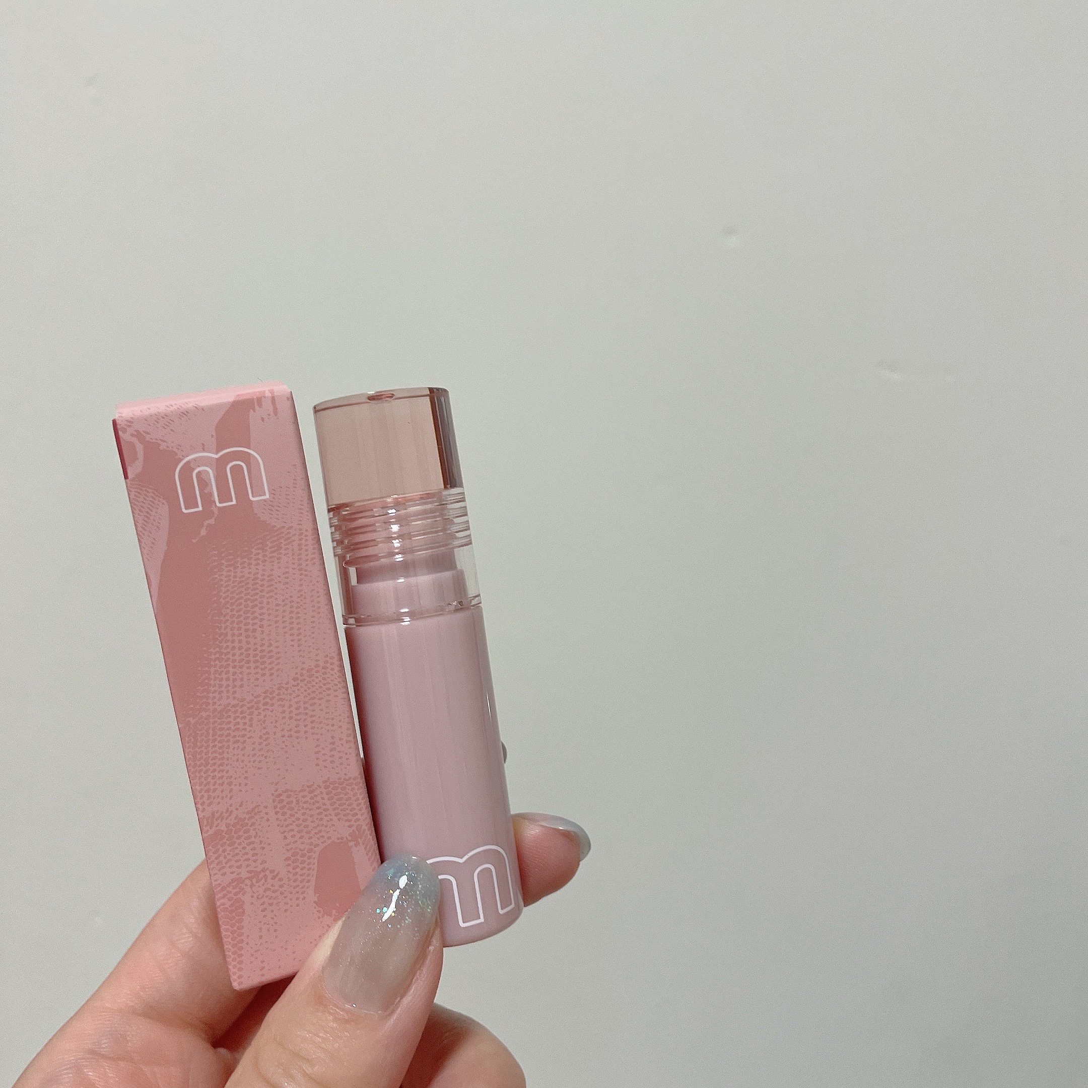 ミニュム バブリップ ジューシーティント 01 生まれたて うぶピーチ/minum/リップティントを使ったクチコミ（1枚目）