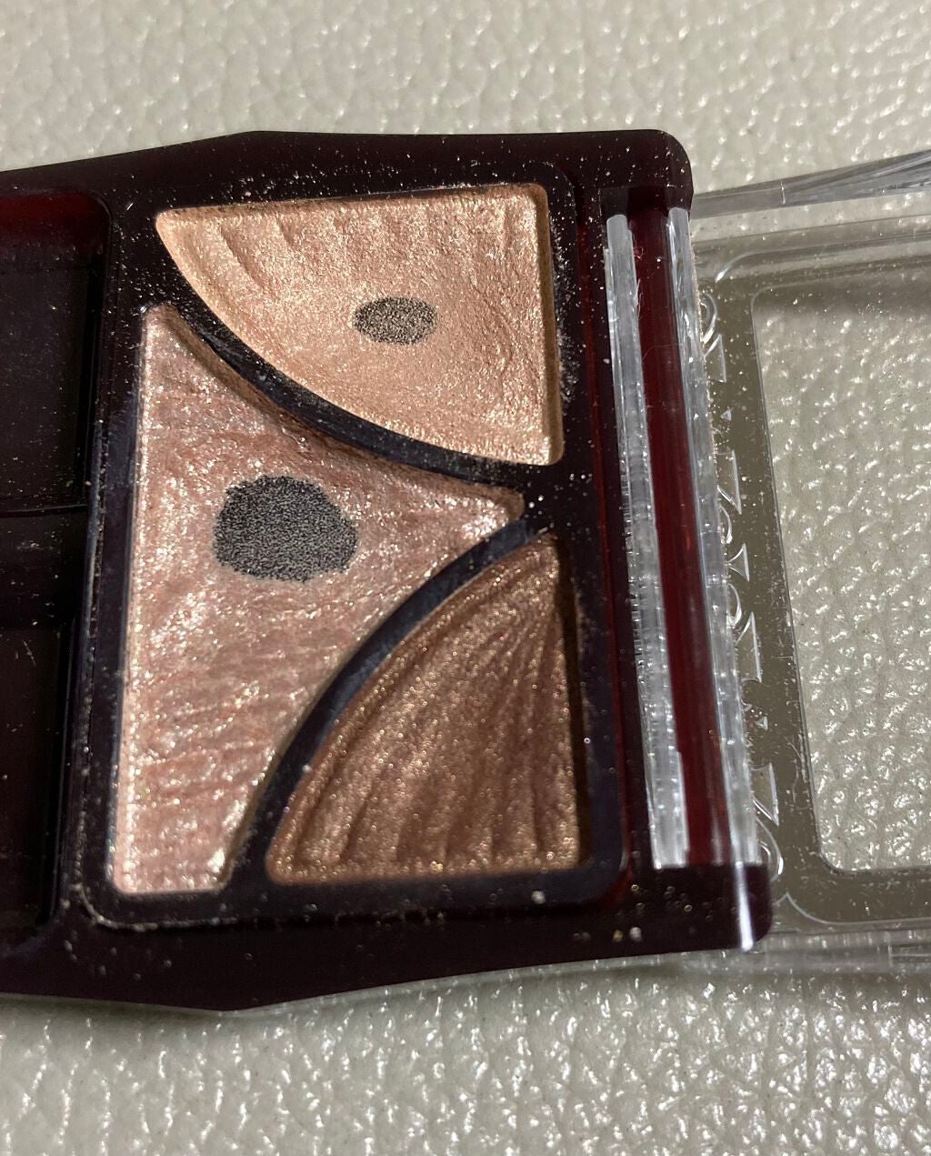 ジューシーピュアアイズ/キャンメイク/アイシャドウパレットを使ったクチコミ(2枚目)