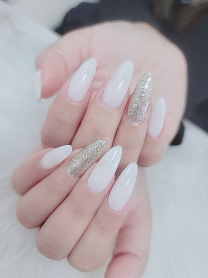 メイ on LIPS 「いつもご覧いただきありがとうございます♥️春ネイルにチェンジ🤭..」(1枚目)