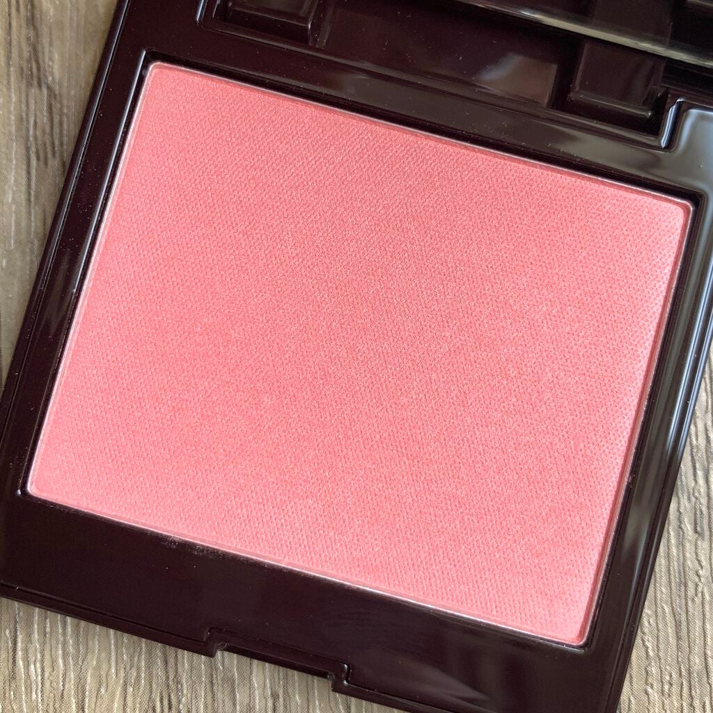 ブラッシュ カラー インフュージョン/ローラ メルシエ/パウダーチークを使ったクチコミ(3枚目)