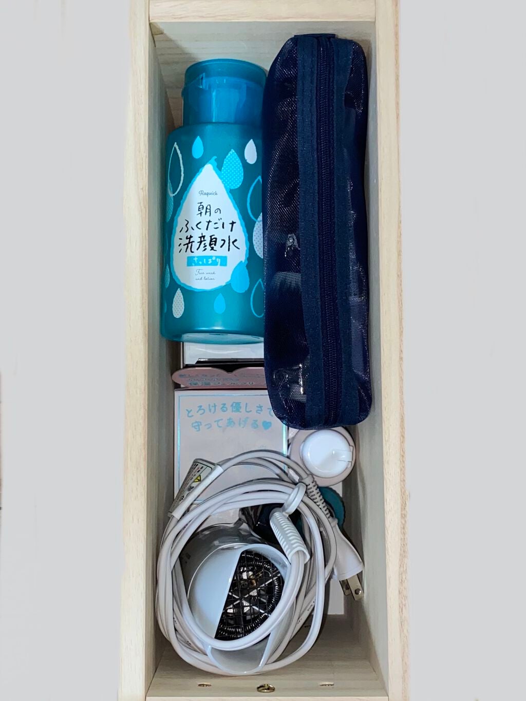 white on LIPS 「今日は17回目の投稿です❗️2020年 ありがとうございました..」(6枚目)