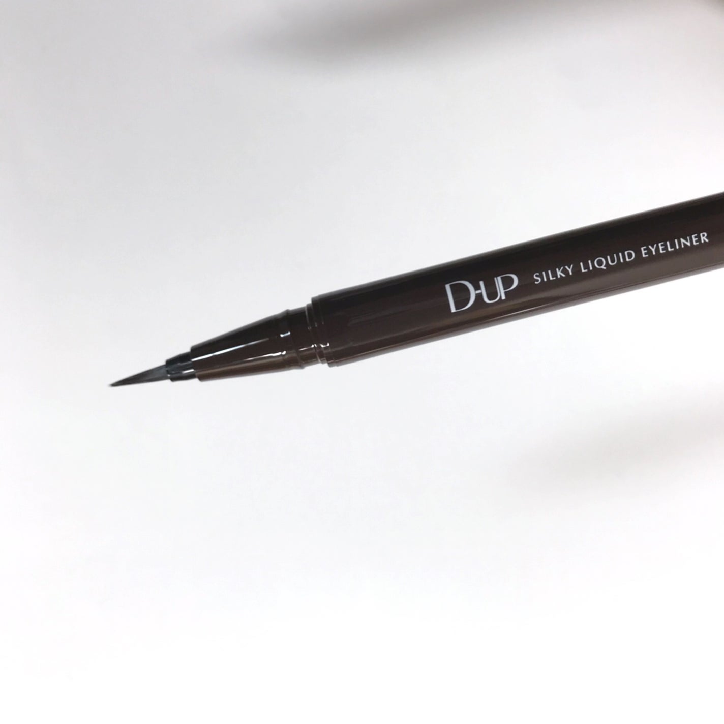 シルキーリキッドアイライナーWP/D-UP/リキッドアイライナーを使ったクチコミ(4枚目)