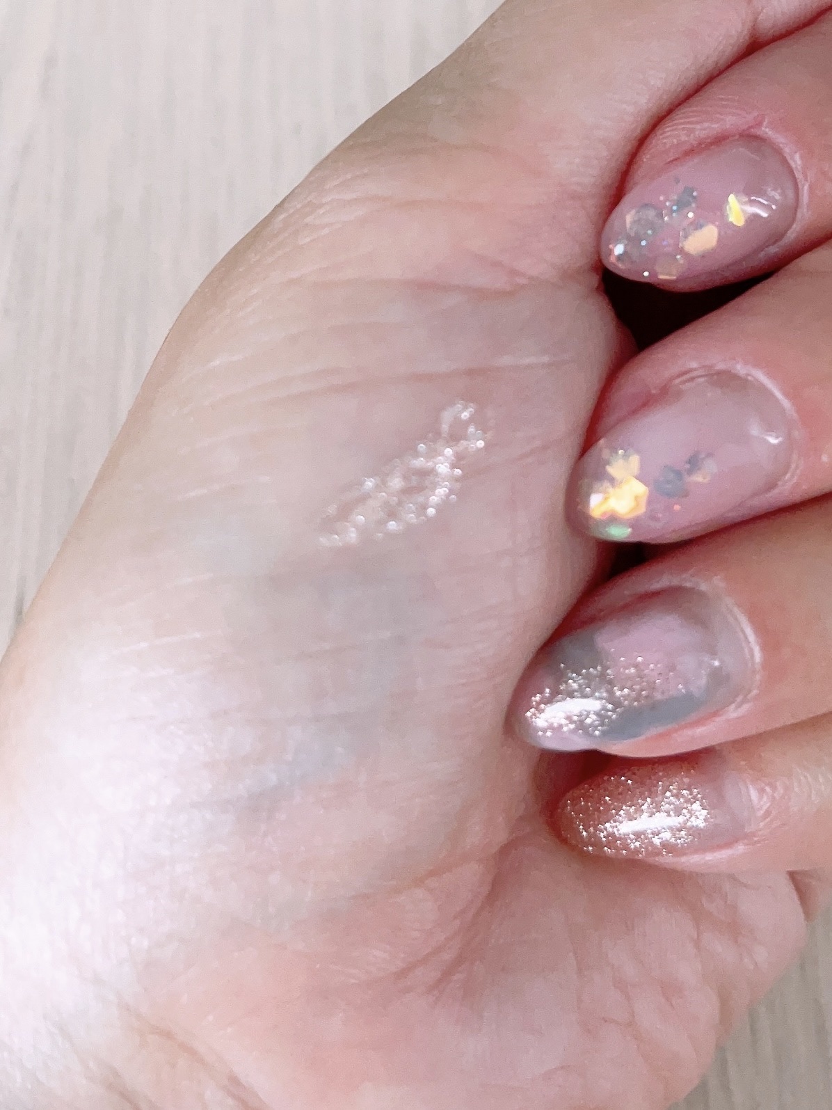 グリッター イルミネーションライナー R 06 デイリーベージュ/CipiCipi/リキッドアイライナーを使ったクチコミ（3枚目）