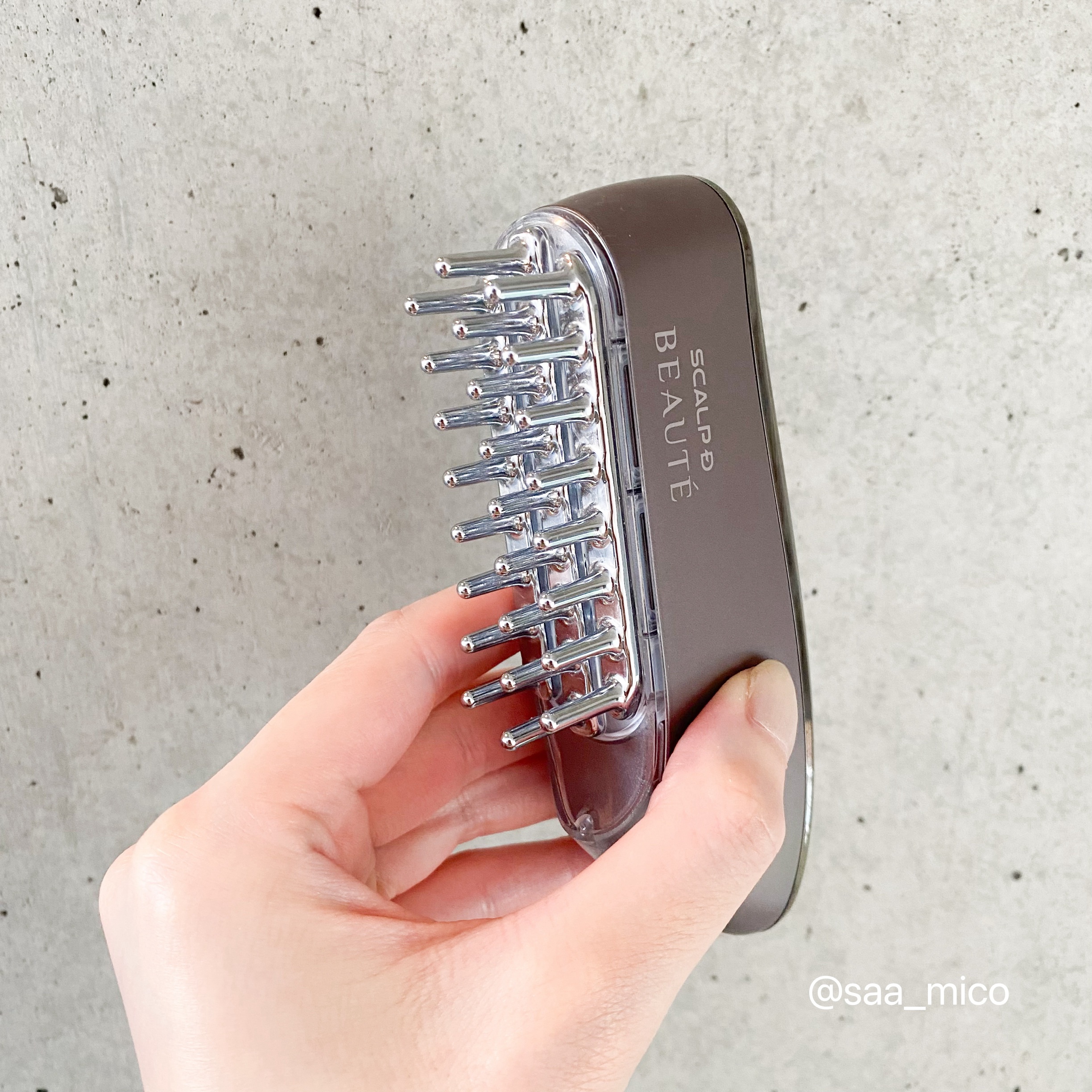 スカルプ電気ブラシ/アンファー(スカルプD)/美顔器・マッサージを使ったクチコミ（2枚目）