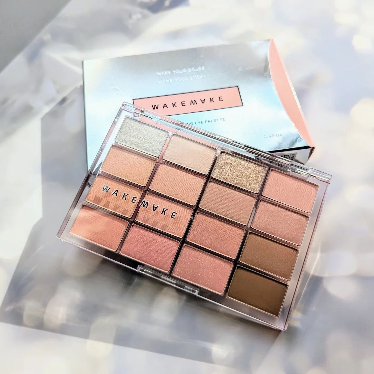 ソフトブラーリングアイパレット/wakemake/アイシャドウパレットを使ったクチコミ(10枚目)