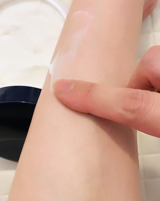 ヴァセリンリペアクリームナイトケア/ヴァセリン/ボディクリームを使ったクチコミ（2枚目）