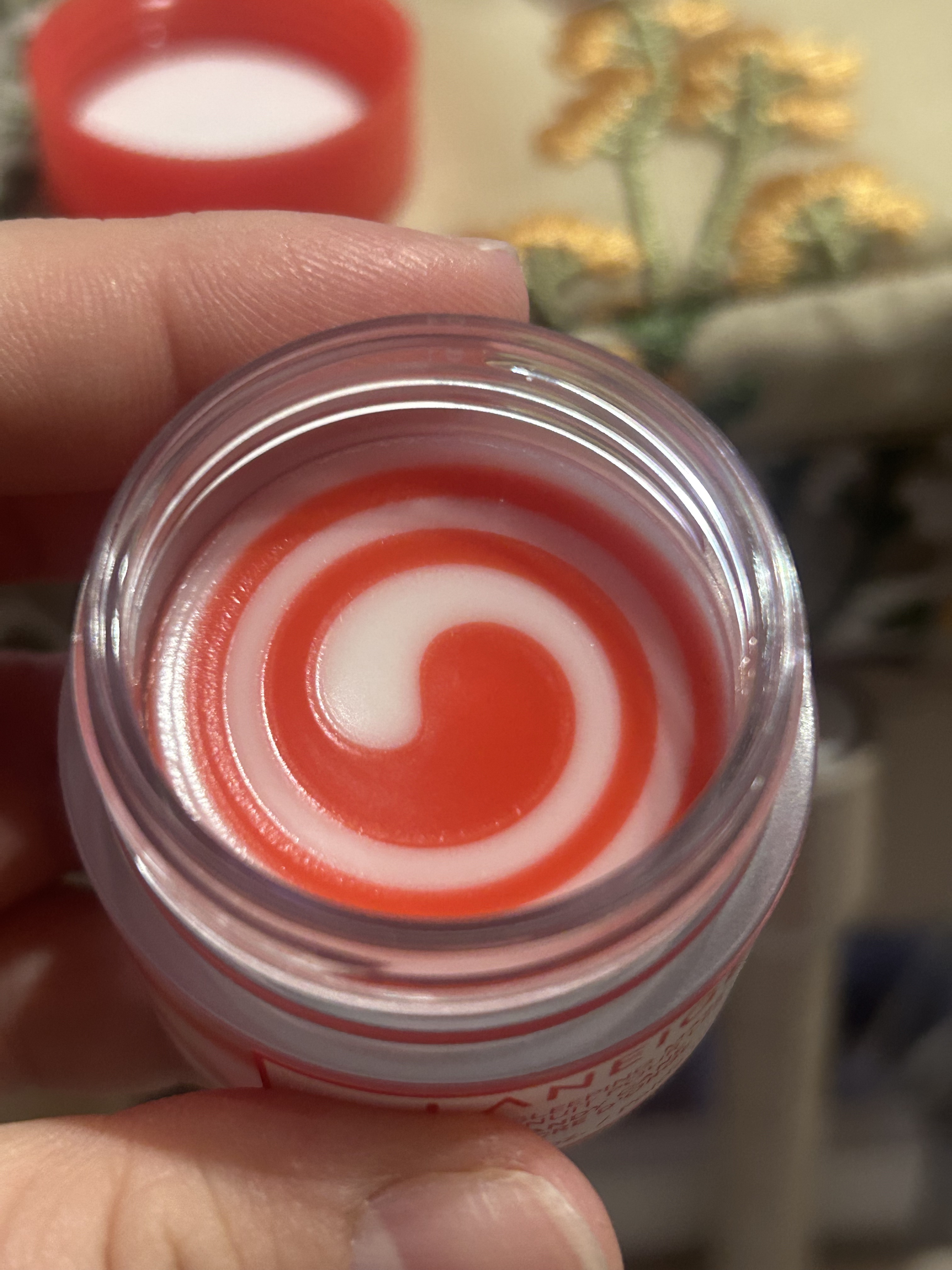 リップスリーピングマスク キャンディケイン/LANEIGE/リップマスクを使ったクチコミ（2枚目）